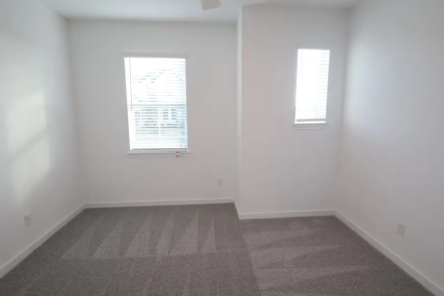 29434 Meadowcreek Hill Drive, Waller, TX 77484 - Image #2