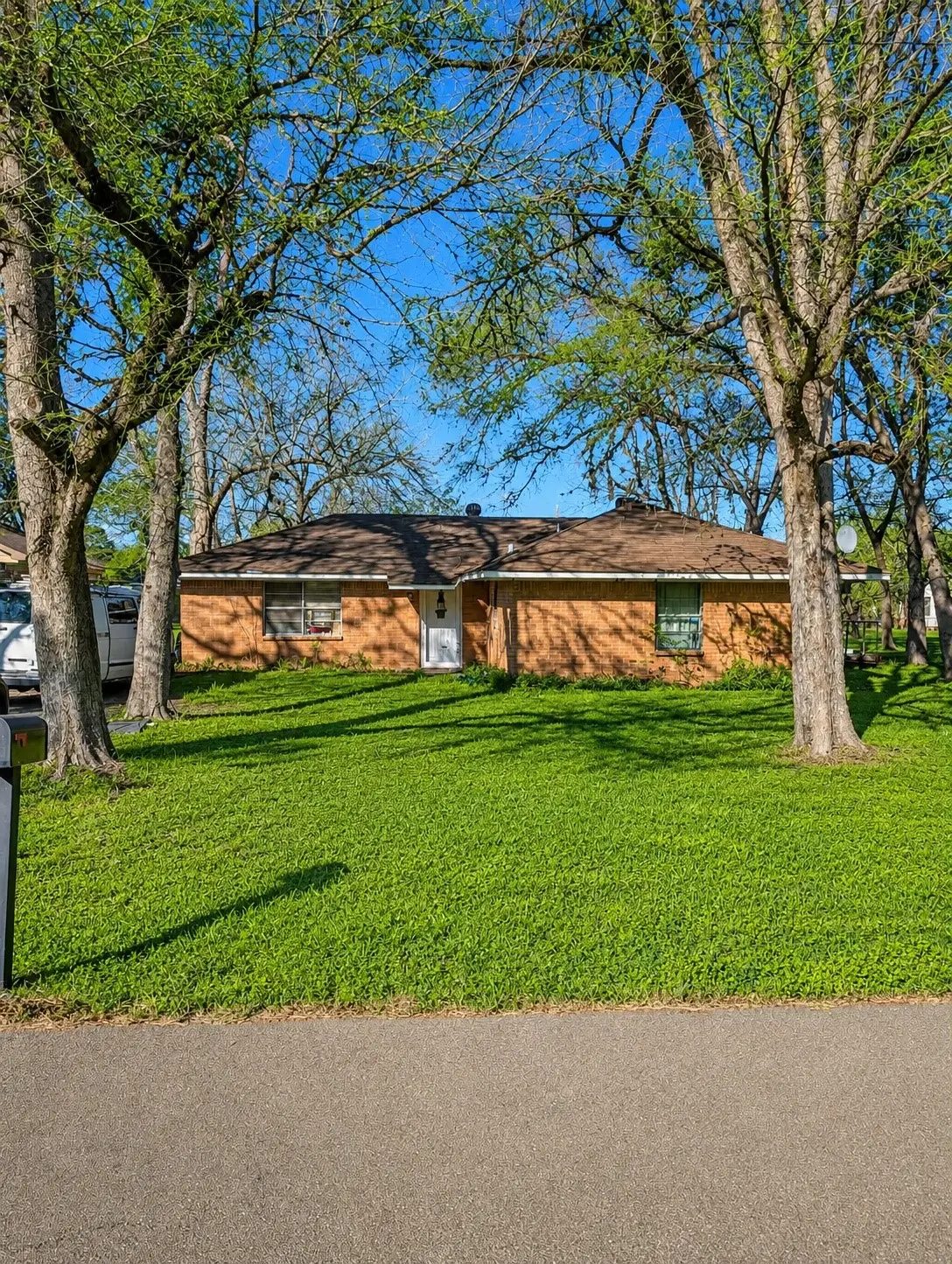 1700 W Republic Avenue, Baytown, TX 77520 - #1