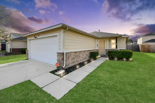 8218 Radial Court, Rosharon, TX 77583