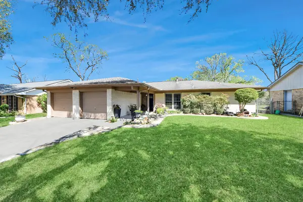 4201 Tumbleweed Lane, Baytown, TX 77521