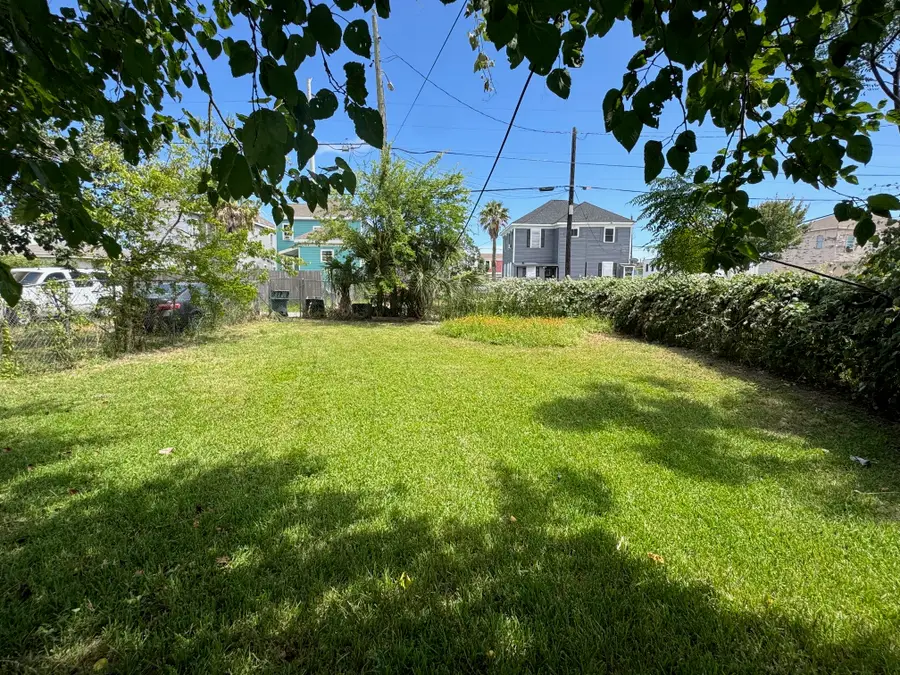 3621 Winnie Street, Galveston, TX 77550 - #3