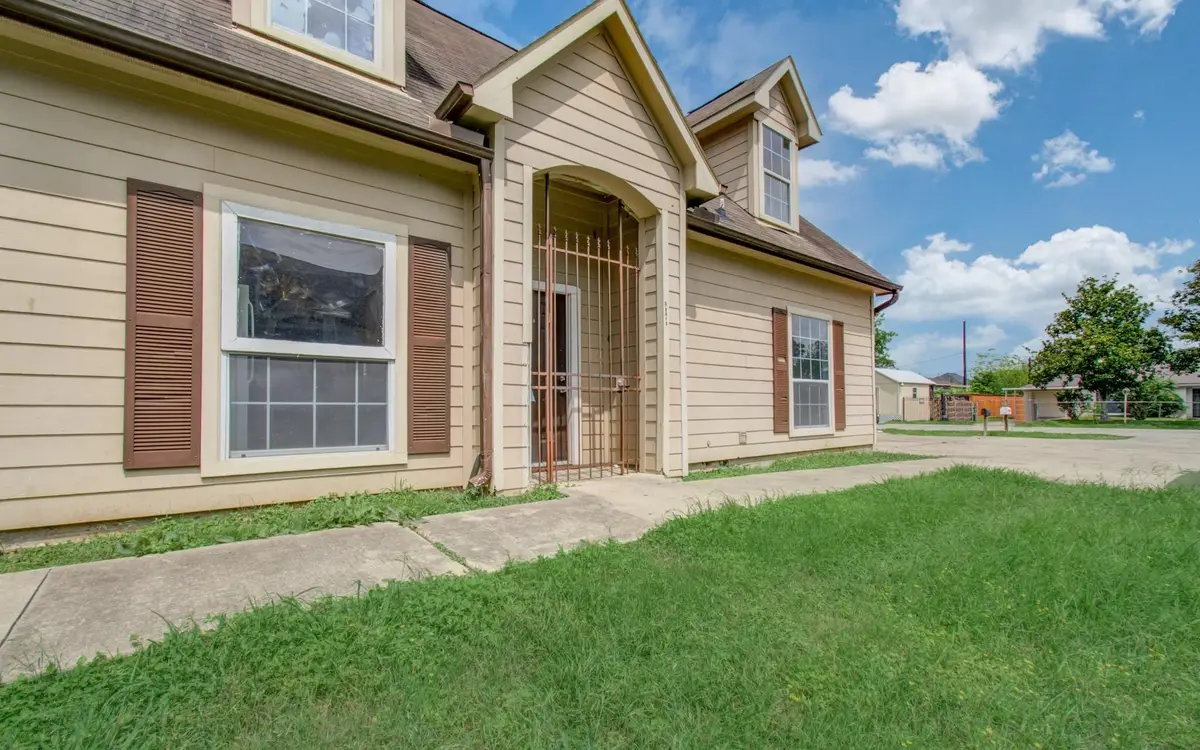 5012 Higgins Street, Houston, TX 77033 - #1