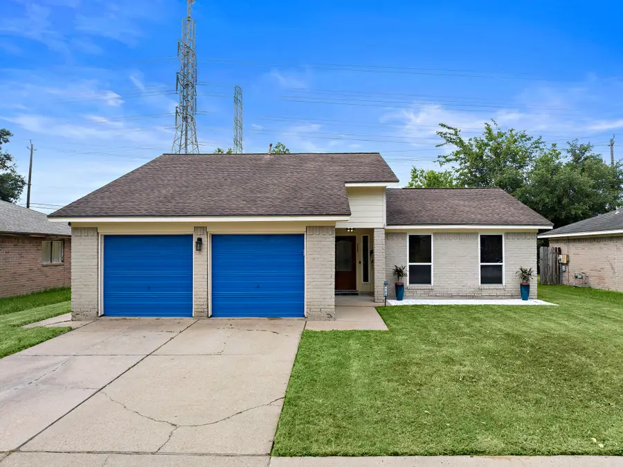 8723 Kirkmont Drive, Houston, TX 77089 - Image #2