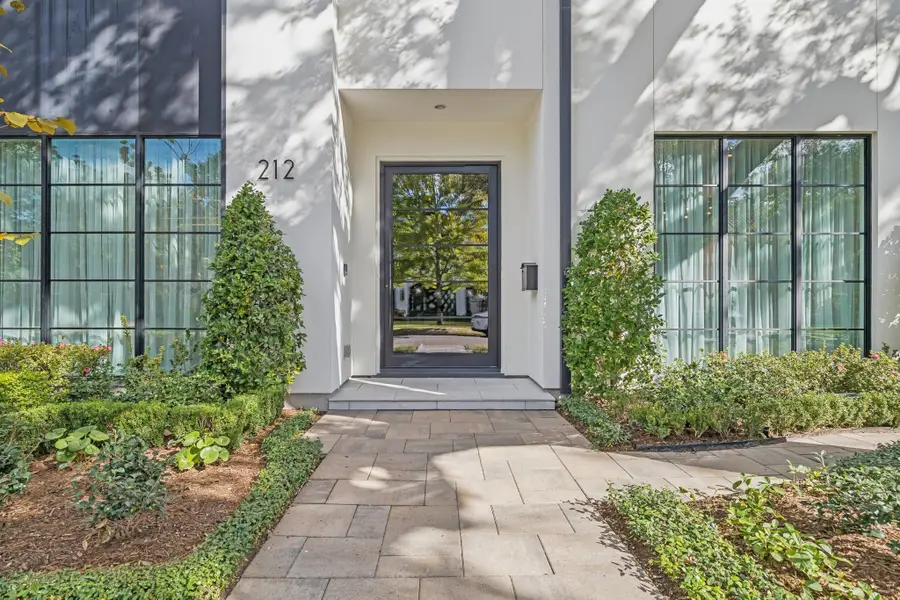 212 E Cowan Drive, Houston, TX 77007 - #2