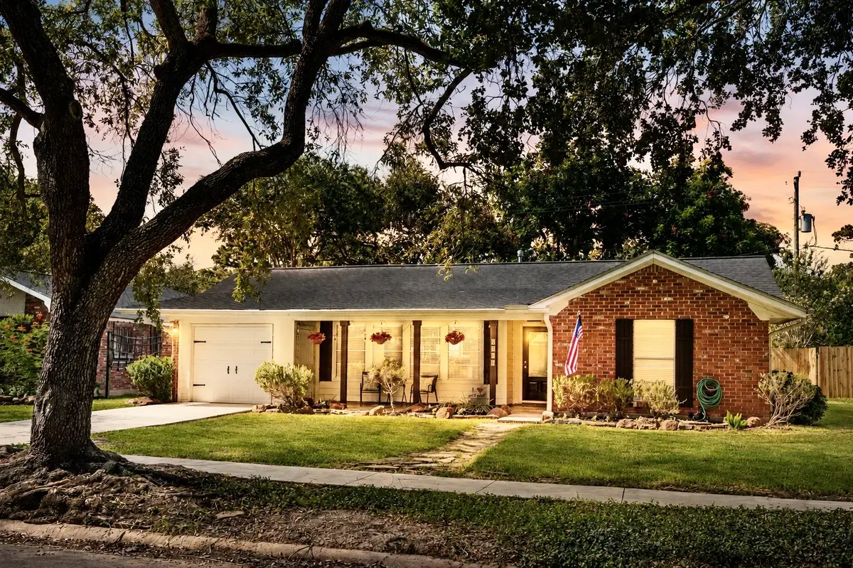 5314 Stillbrooke Drive, Houston, TX 77096 - #1