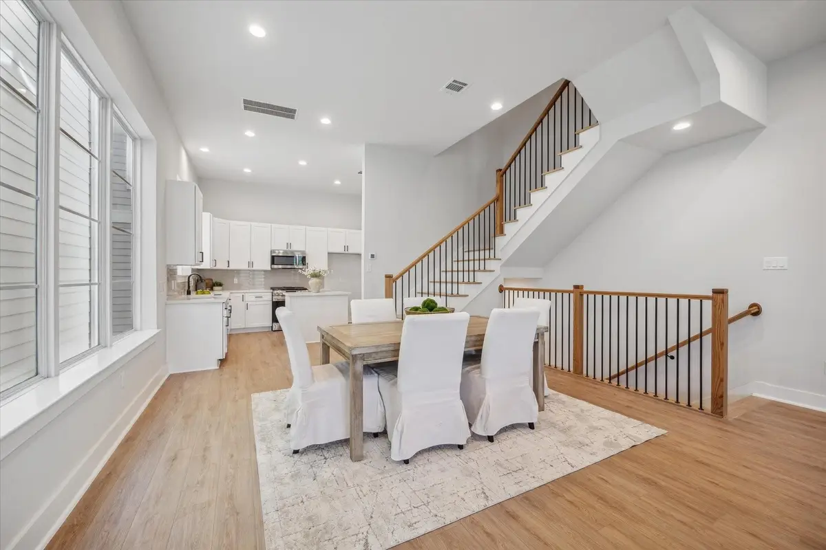 1037 17th Street, Houston, TX 77008 - Image #1