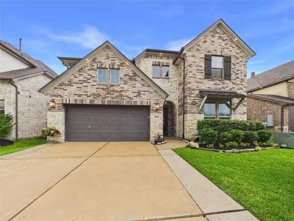 12535 Tamaron Dr N, Texas City, TX 77568