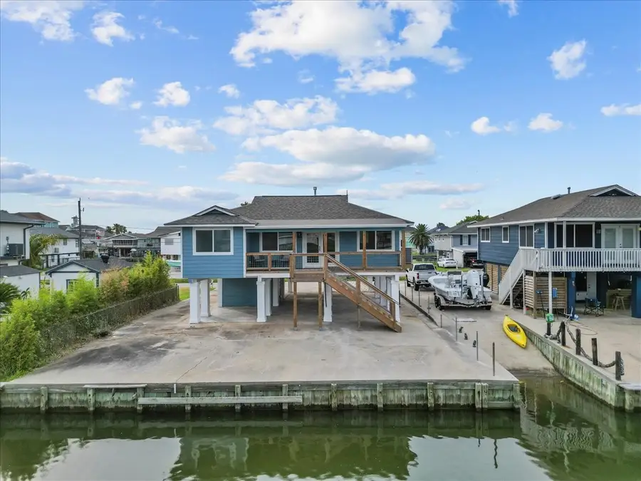 251 Barracuda Street, Bayou Vista, TX 77563 - Image #2