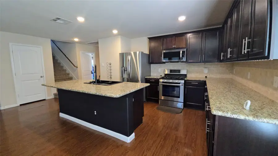 9918 Channel Set Way, Rosharon, TX 77583 - Image #2