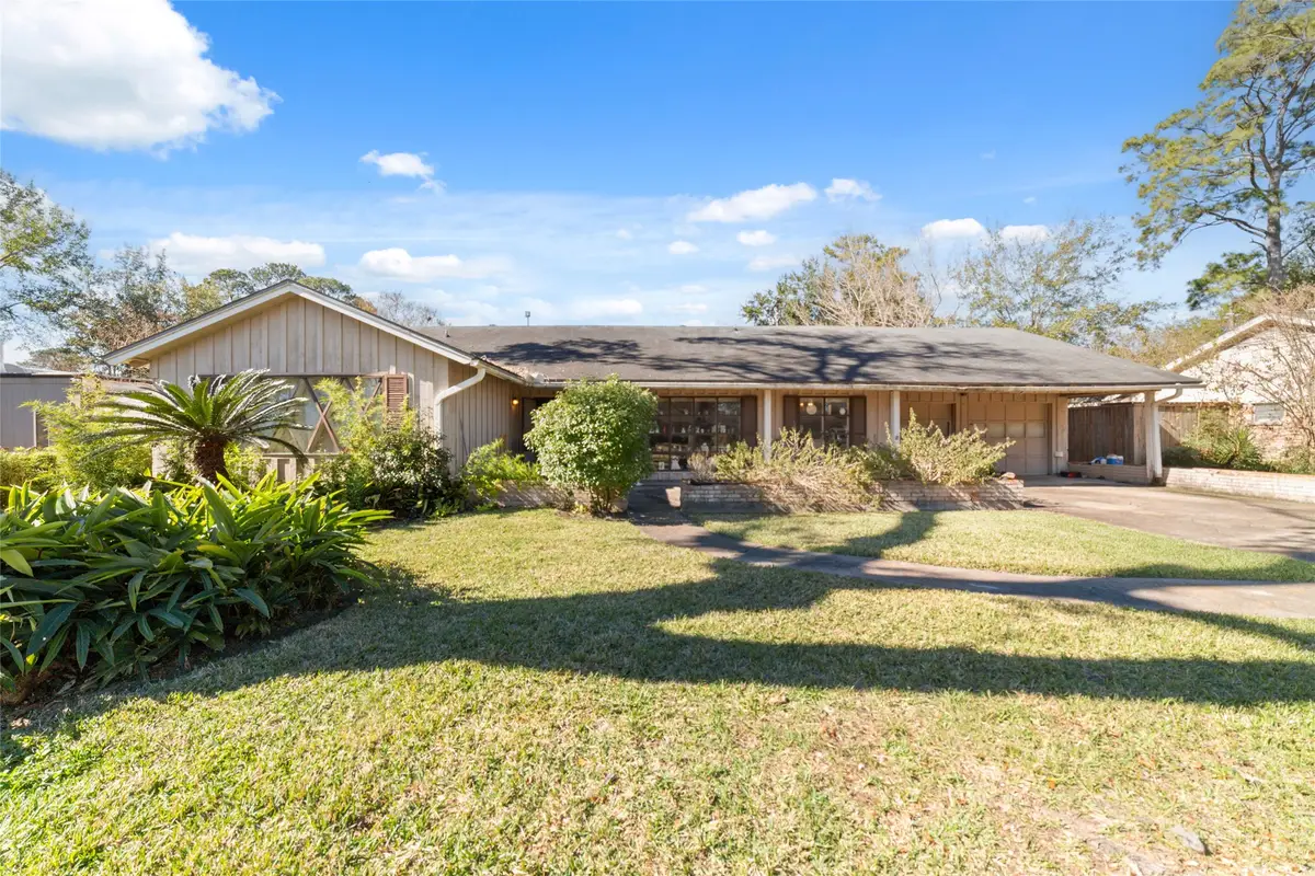 1535 Maux Drive, Houston, TX 77043 - Image #1