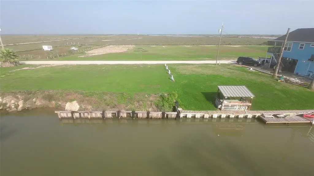 32 Private Road 642 Holiday Harbor, Matagorda, TX 77457 - Image #1