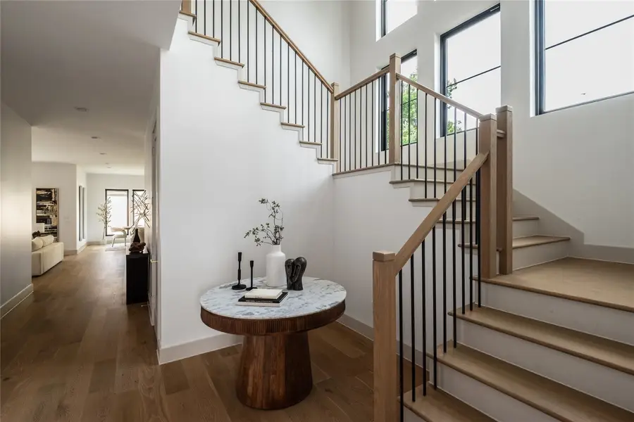 958 Gardenia Drive, Houston, TX 77018 - Image #3