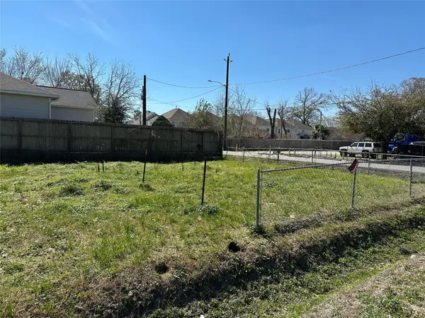 797 Davidson Street, Houston, TX 77091