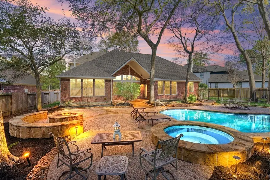 34 Pawprint Place, The Woodlands, TX 77382 - #2