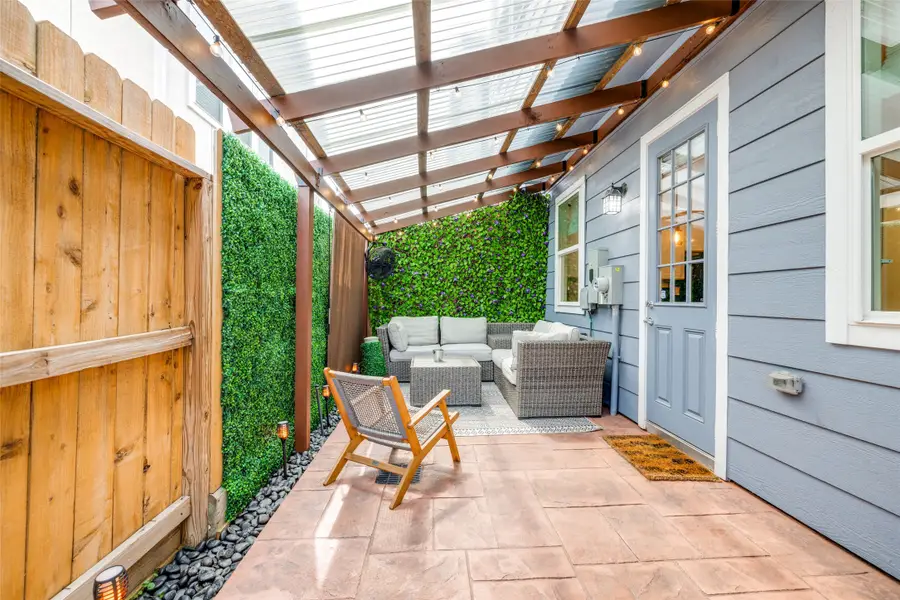 5427 Camaguey Street, Houston, TX 77023 - Image #2