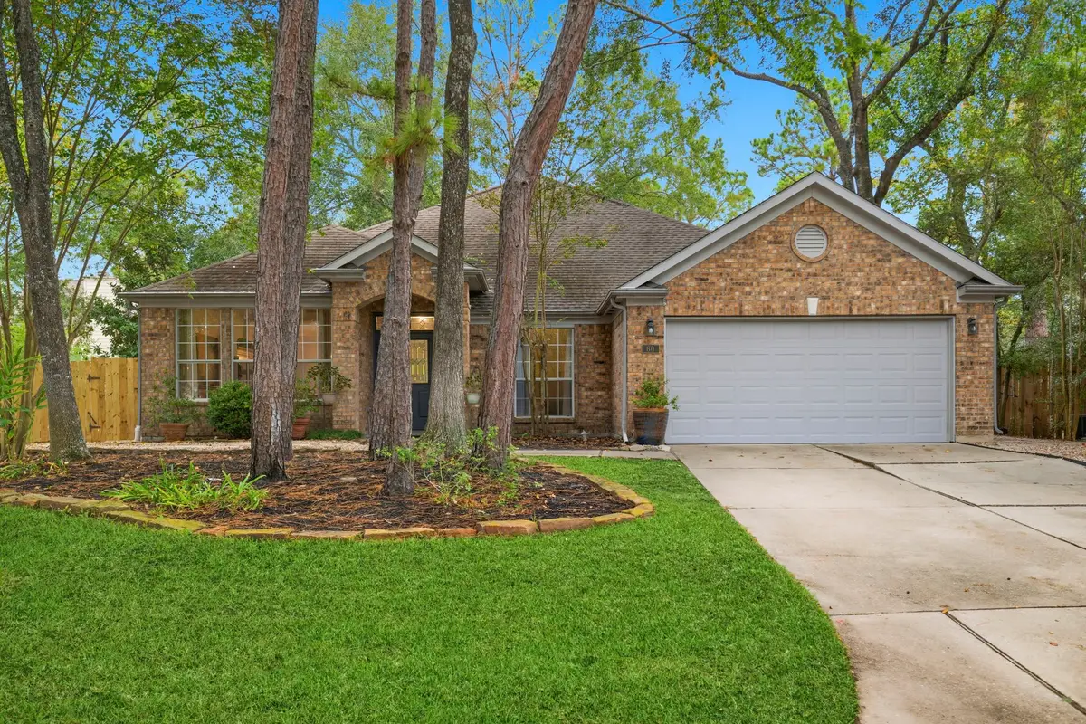 60 W Twinberry Place, The Woodlands, TX 77381 - Image #1