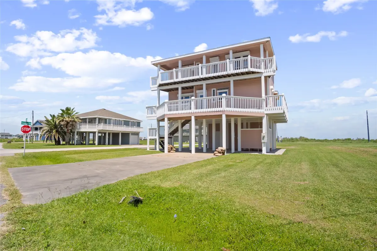3101 Diane, Crystal Beach, TX 77650 - Image #1