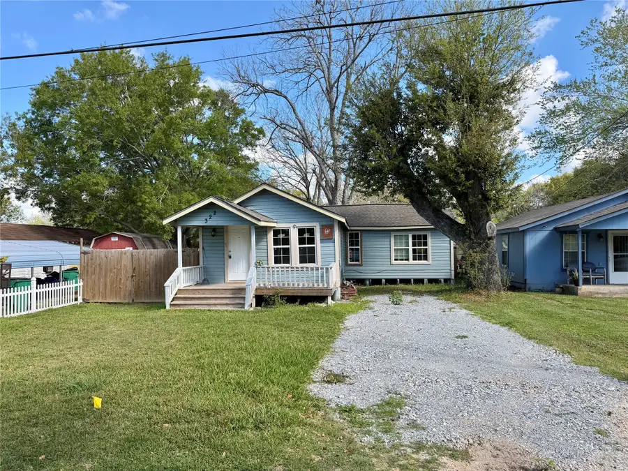 322 Hays Road, Oyster Creek, TX 77541 - #2