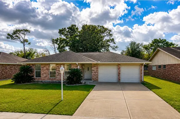741 E Amherst Lane, Deer Park, TX 77536