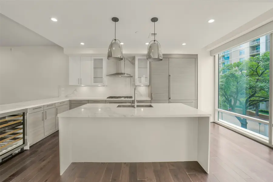 2047 Westcreek Lane #302, Houston, TX 77027 - #2