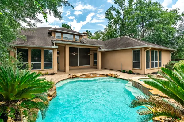 187 E Lansdowne Circle, The Woodlands, TX 77382