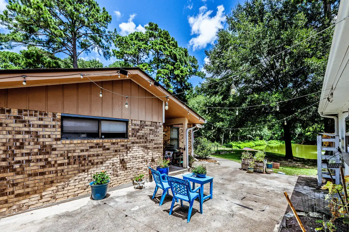 2217 Shannon Drive, Huntsville, TX 77320 - #1