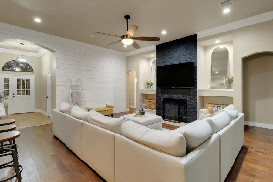 23989 Misty Lake Circle, New Caney, TX 77357 - Image #3