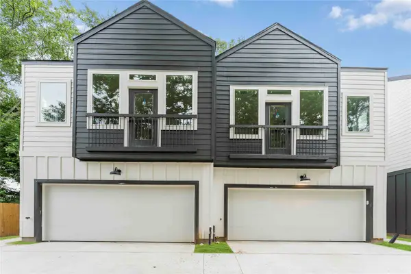 5105 Mallow Street #A/B, Houston, TX 77033