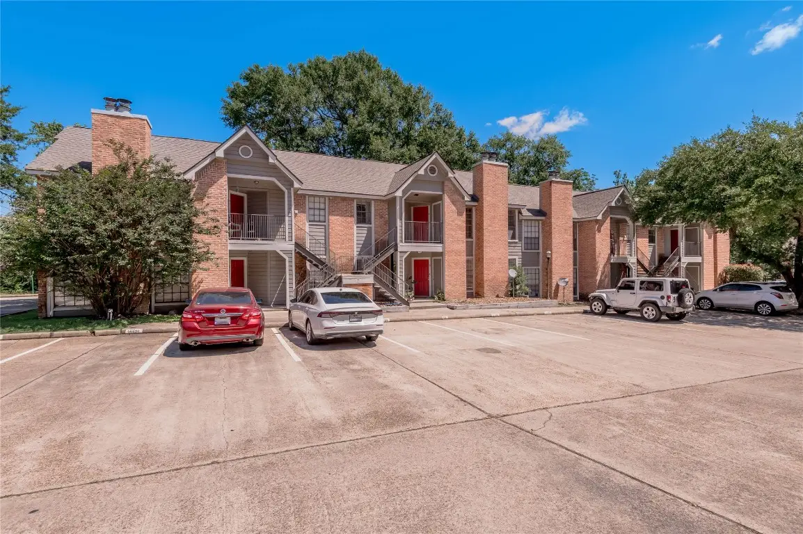 2401 Sycamore Avenue #E6, Huntsville, TX 77340 - #1