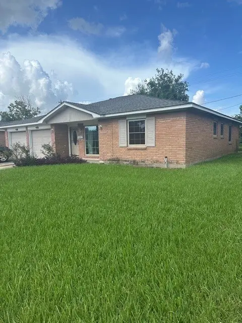 6023 Winterhaven Drive, Houston, TX 77087 - Image #1