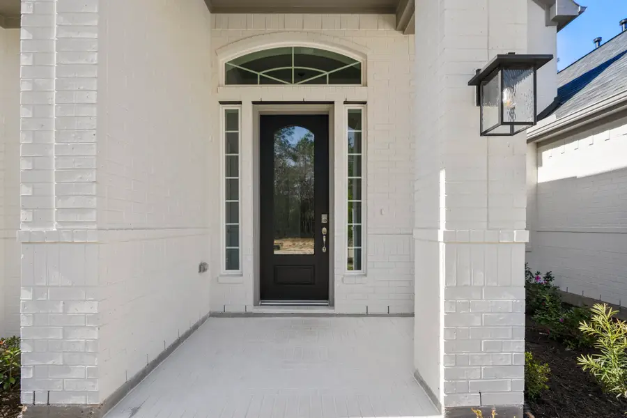 320 Magnolia Bloom Court, Willis, TX 77318 - Image #2