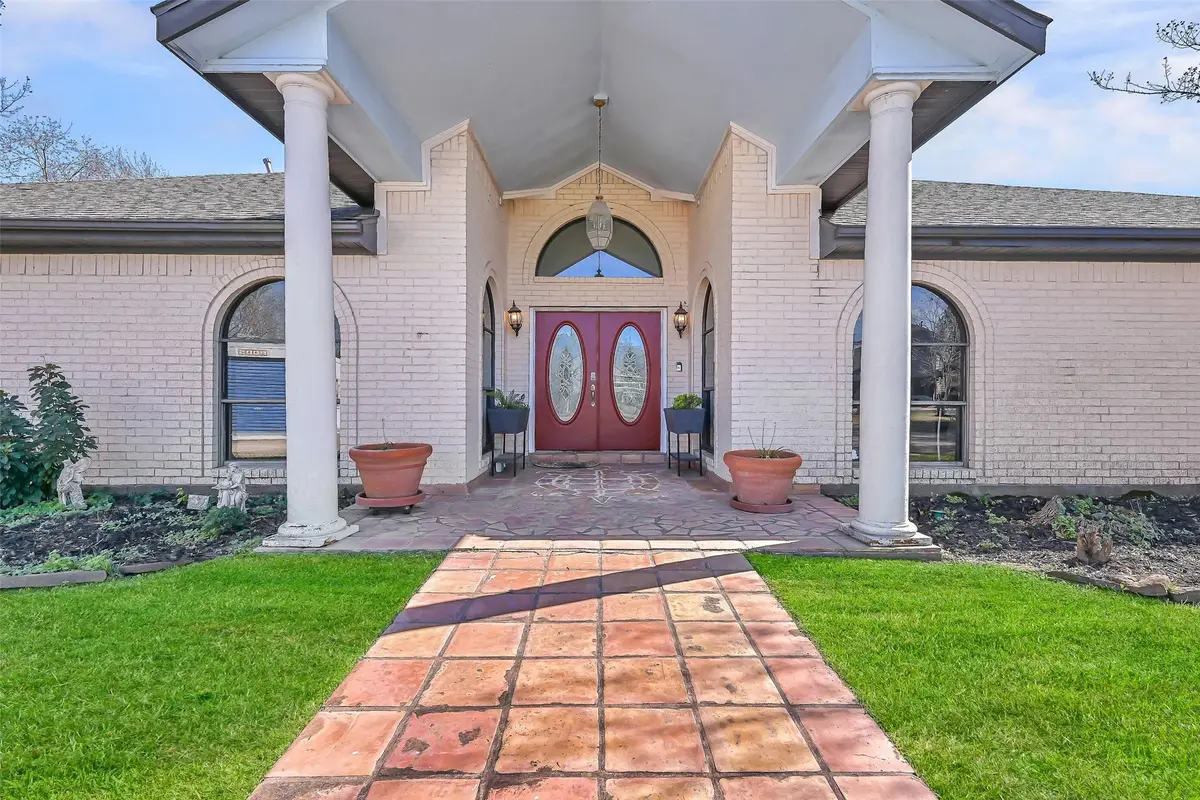 4721 Willow Street, Seabrook, TX 77586 - #1