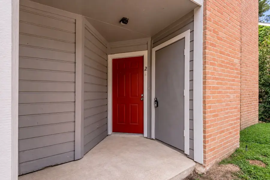 2401 Sycamore Avenue #C2, Huntsville, TX 77340 - #2