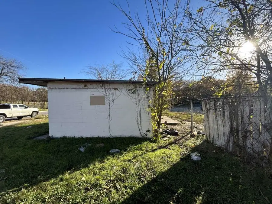 2740 Avenue K, Fort Worth, TX 76105 - Image #3