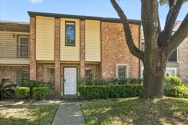 7943 Ellinger Lane, Houston, TX 77040
