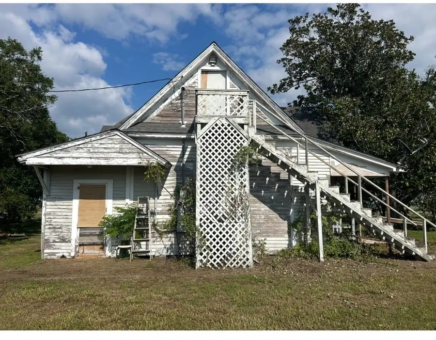 23378 State Highway 35 S, Palacios, TX 77465 - Image #2