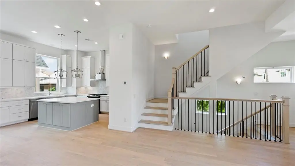 4621 Maxie Street, Houston, TX 77007 - #1