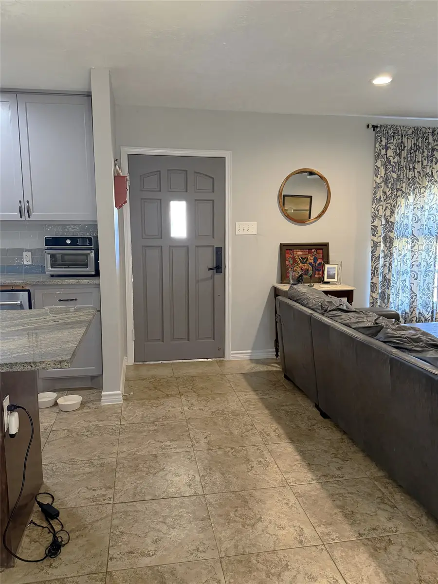 1002 Washington Street, Brenham, TX 77833 - #2