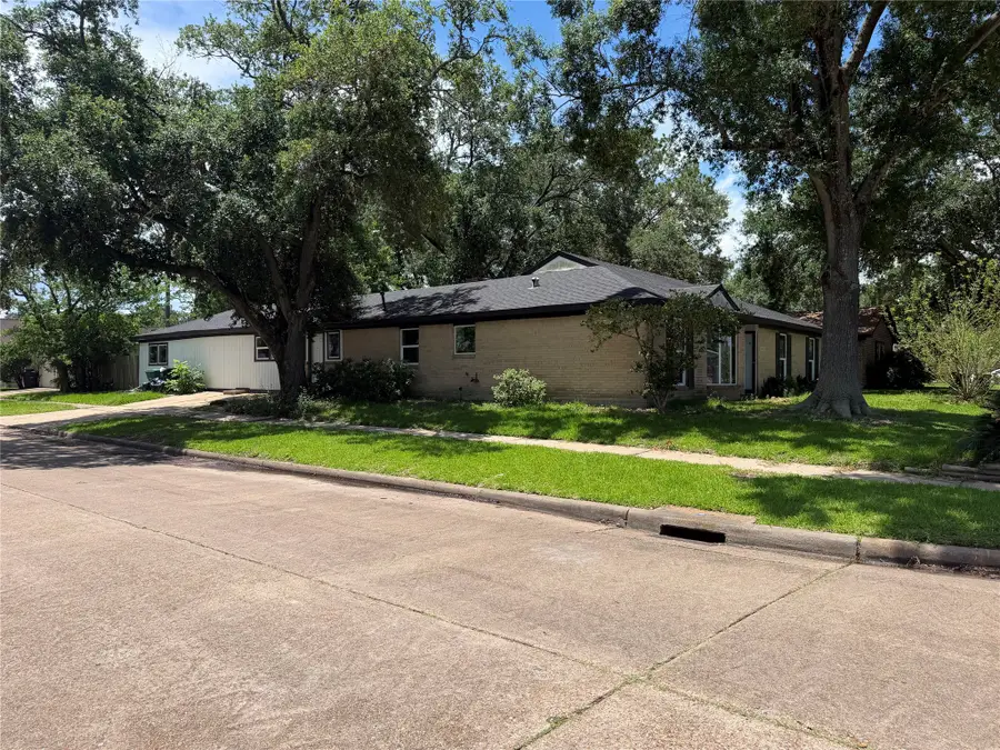 738 Beachcomber Lane, Houston, TX 77062 - #3