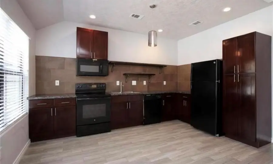 995 Junell Street, Houston, TX 77088 - #2