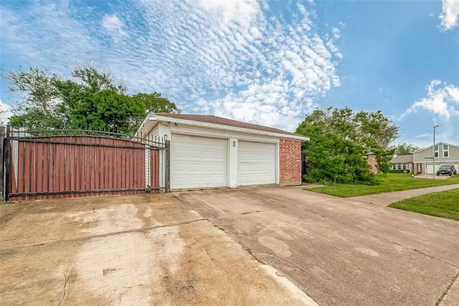 10403 Kirkshire Drive, Houston, TX 77089 - #3