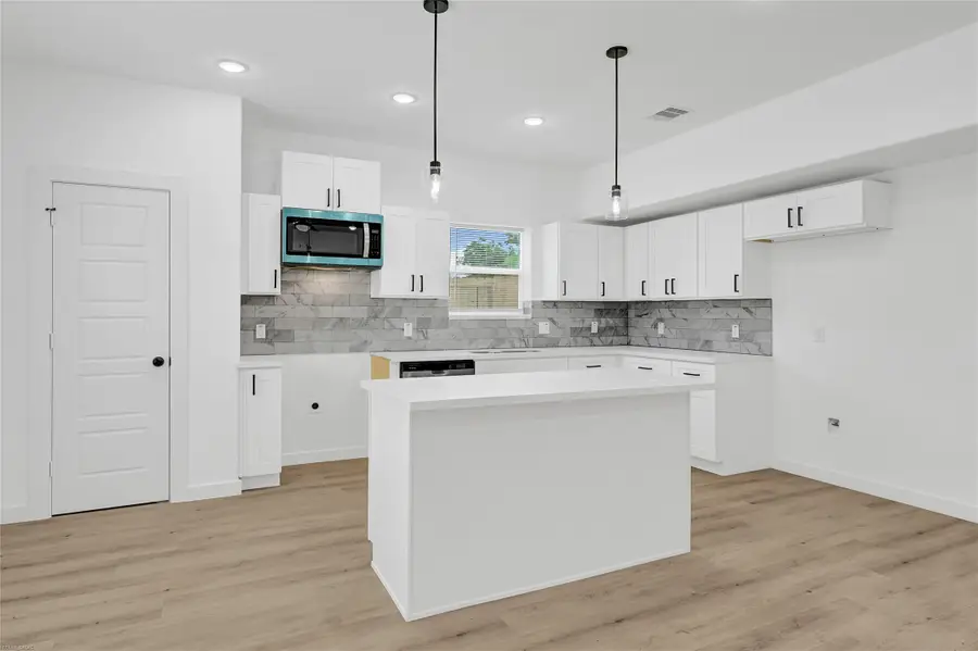 8021 Birmingham Street, Houston, TX 77028 - Image #2