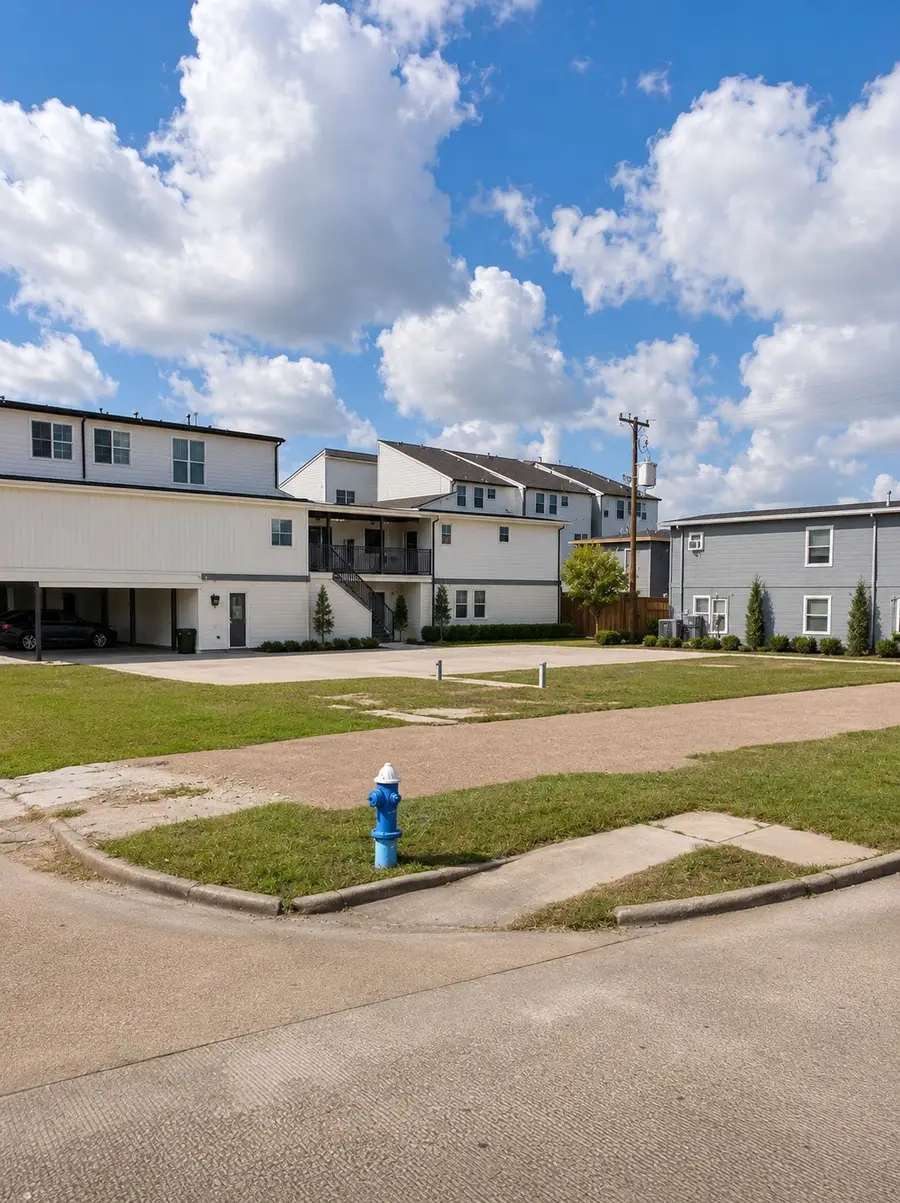 9602 Riddlewood Lane, Houston, TX 77025 - #2