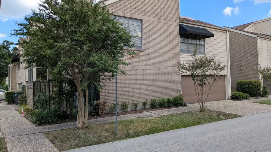 4930 Feagan Street, Houston, TX 77007 - Image #3