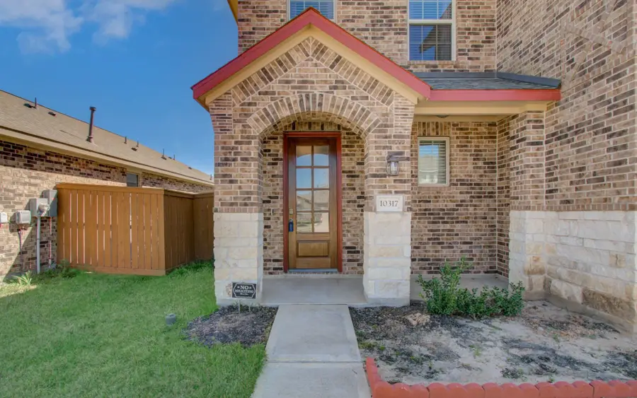 10317 Russell Pines Drive, Rosharon, TX 77583 - Image #2