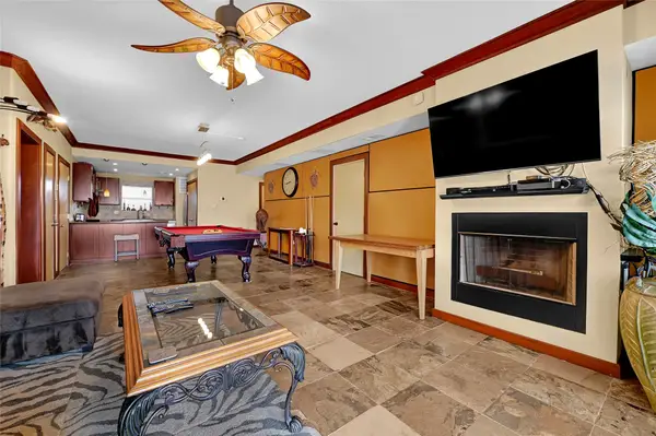 4747 Nasa Parkway #102, Seabrook, TX 77586