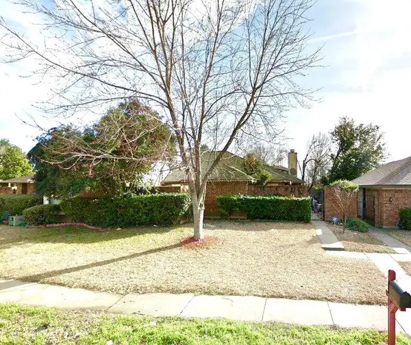 10244 Ridge Oak Street, Dallas, TX 75227