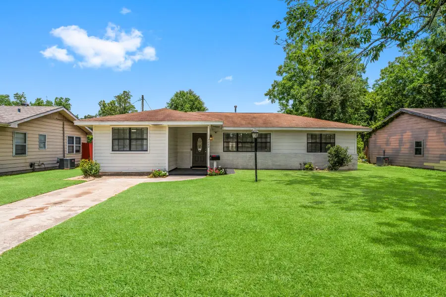 7280 Click Drive, Beaumont, TX 77708 - #2