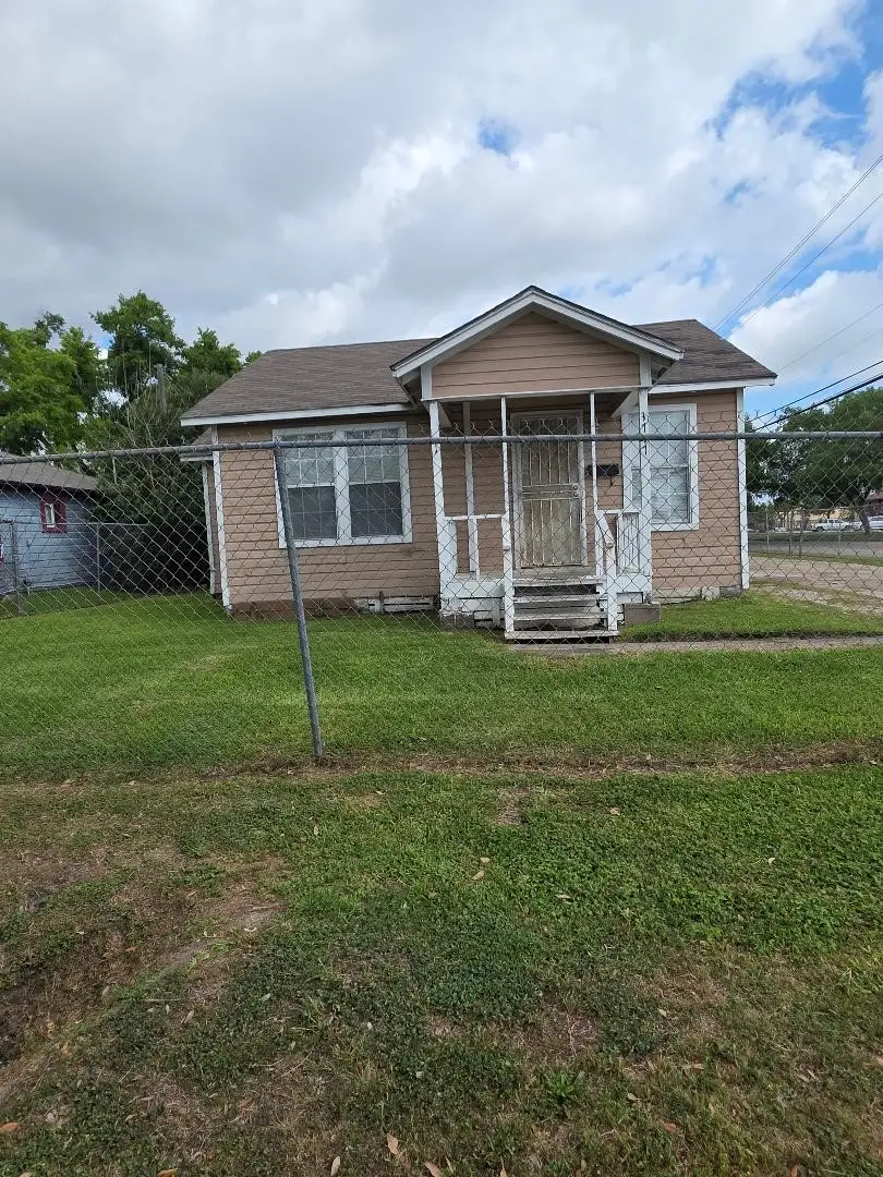 3717 Dawson Lane, Houston, TX 77051 - #3