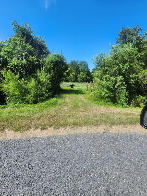 310 County Road 479, Dayton, TX 77535